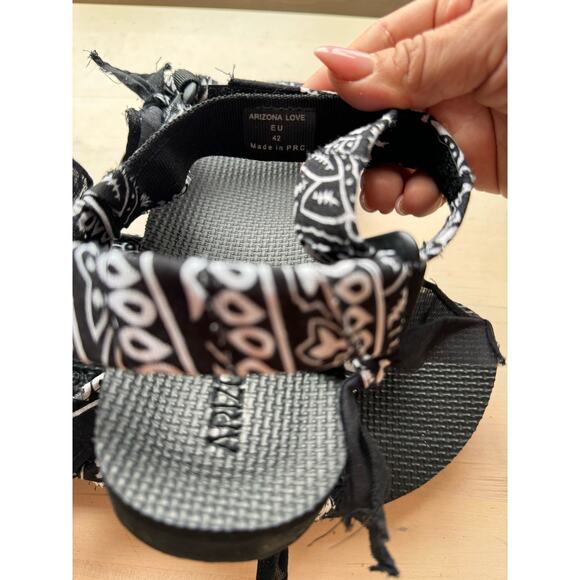 ARIZONA LOVE Bandana Trekky Sandals size 42/ US 12 - Picture 3 of 8